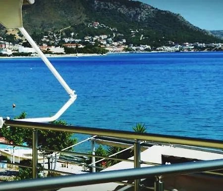 Almare Apartment *
